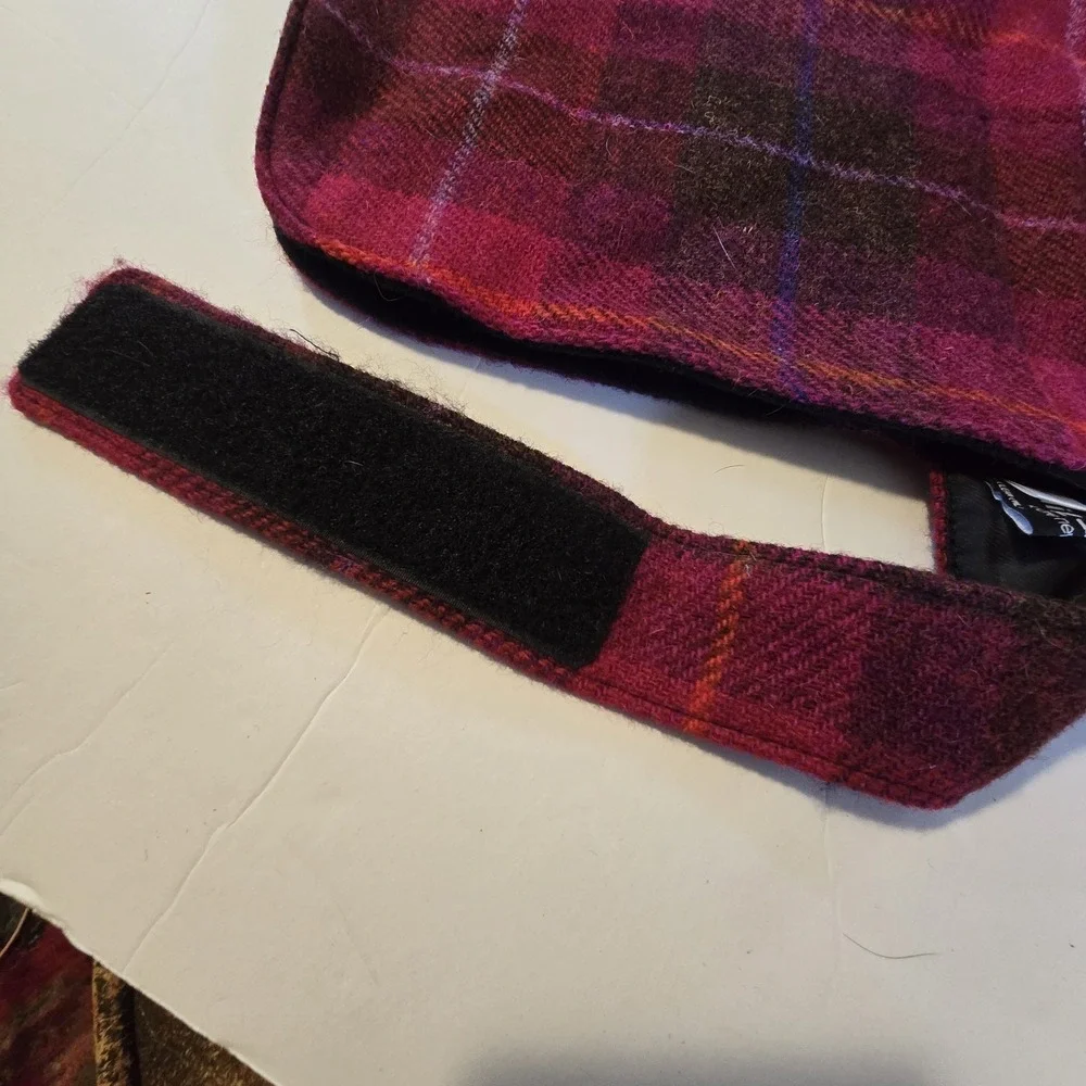 Eliz Scott Harris Tweed‎ Dog Coat Plaid Size 4 LG Magenta Deep Pink Red Scotland